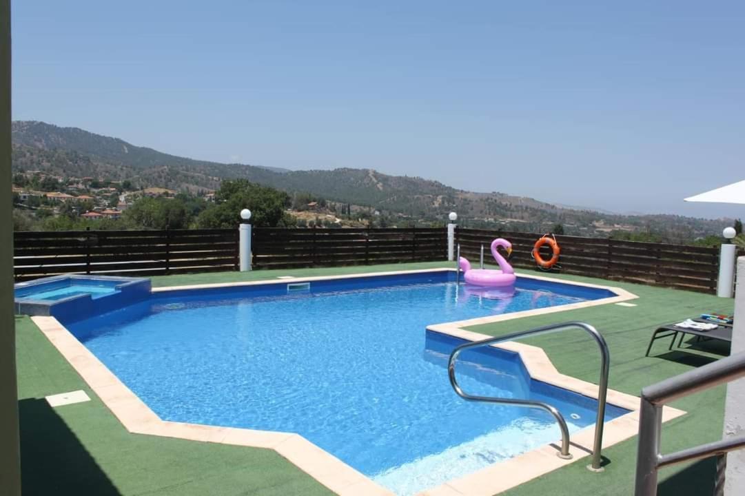 Yiannos House Villa Evrykhou Екстериор снимка