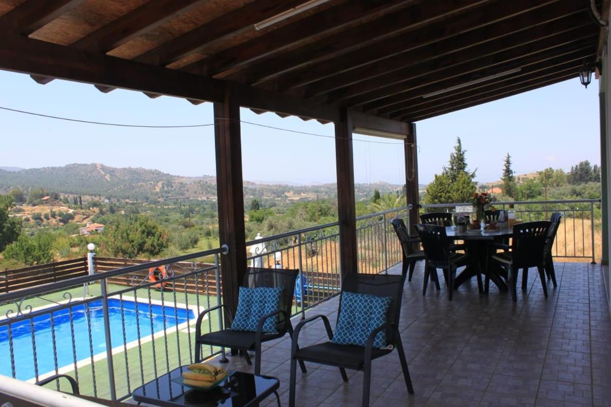 Yiannos House Villa Evrykhou Екстериор снимка